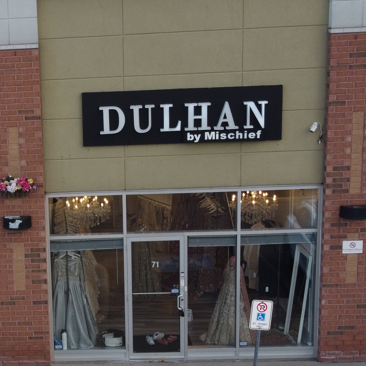 Dulhan storefront