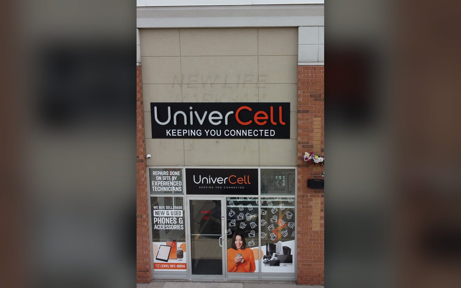 UniverCell storefront